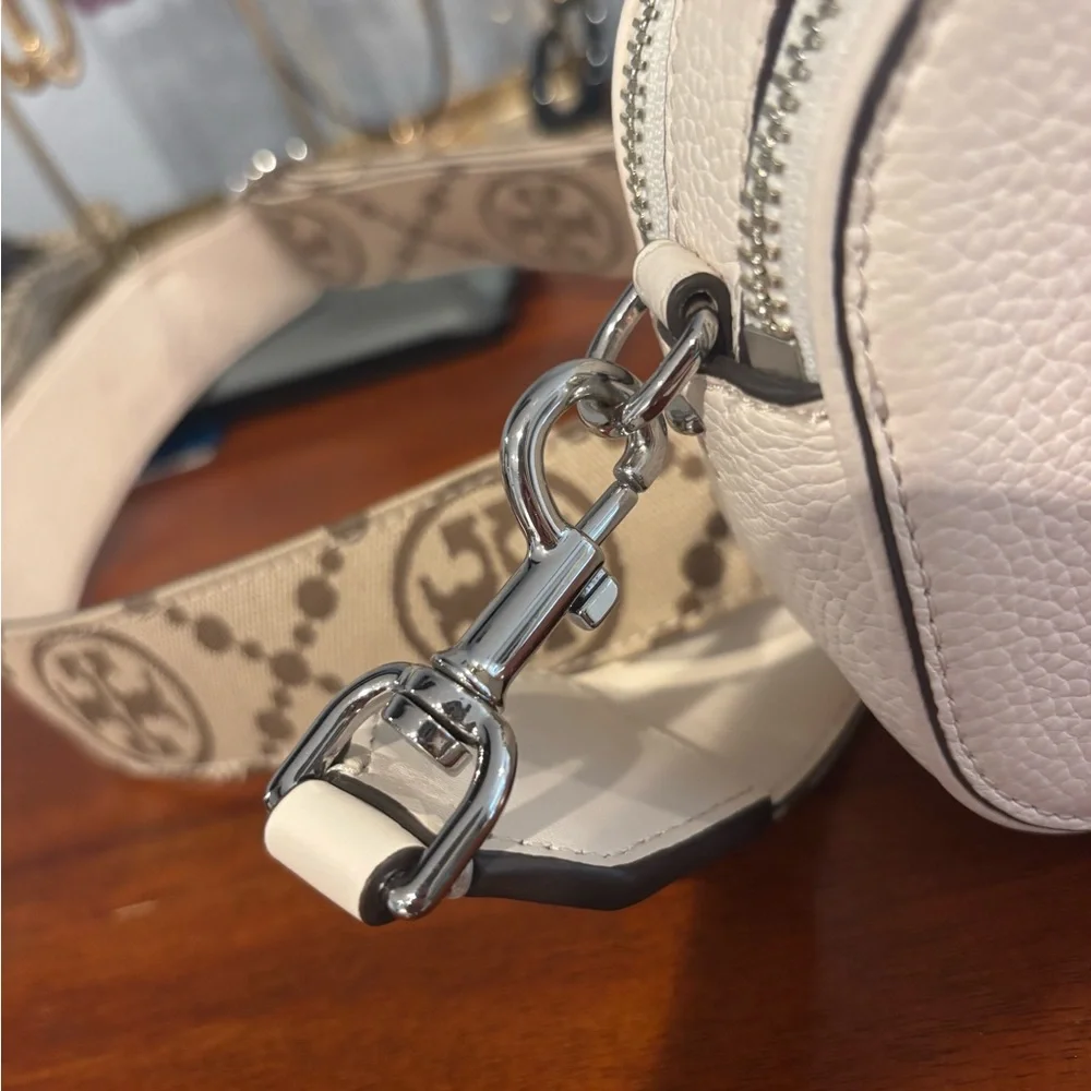 Tory Burch excellent no